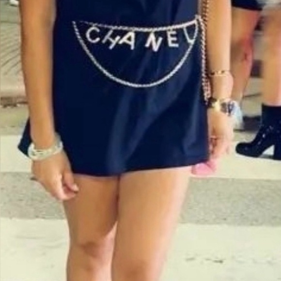 CHANELICA Gold-Tone Crystal Logo Chain Belt - Picture 2 of 2